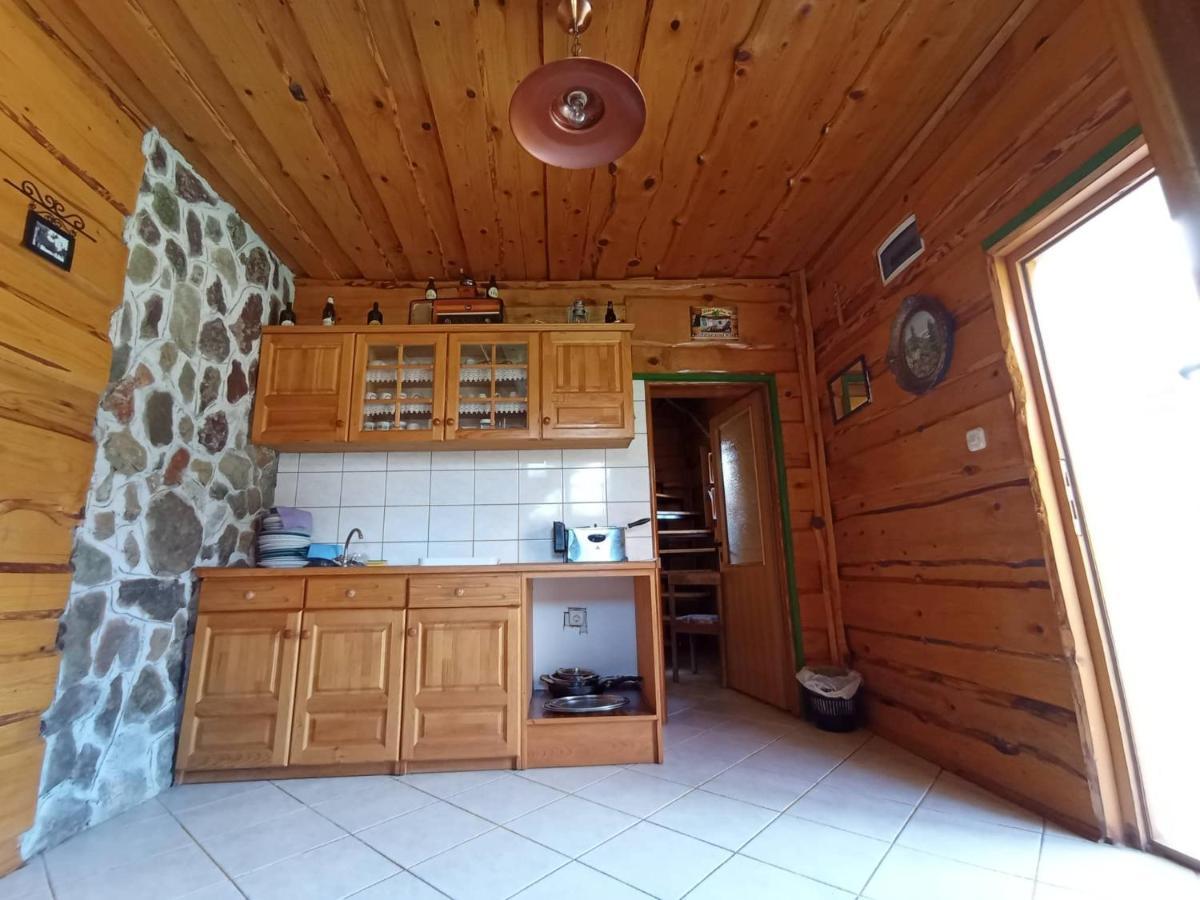 Ivona - Kuca Za Odmor Perusic - Stara Lika Daire Dış mekan fotoğraf