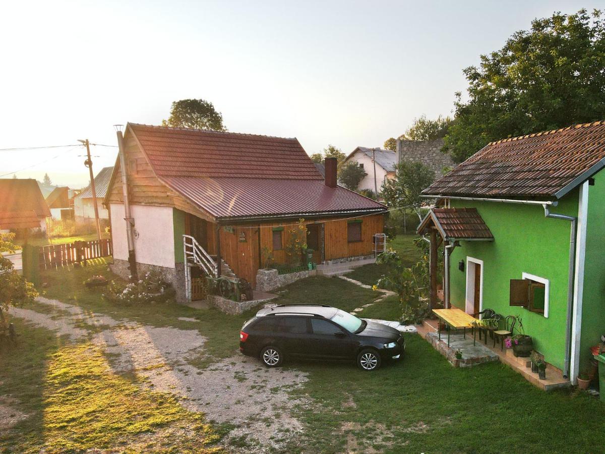 Ivona - Kuca Za Odmor Perusic - Stara Lika Daire Dış mekan fotoğraf